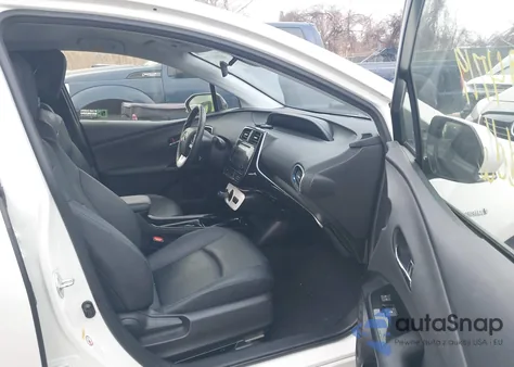 2017 Toyota Prius Three Touring z USA, uszkodzony, nr VIN JTDKARFU1H3040909